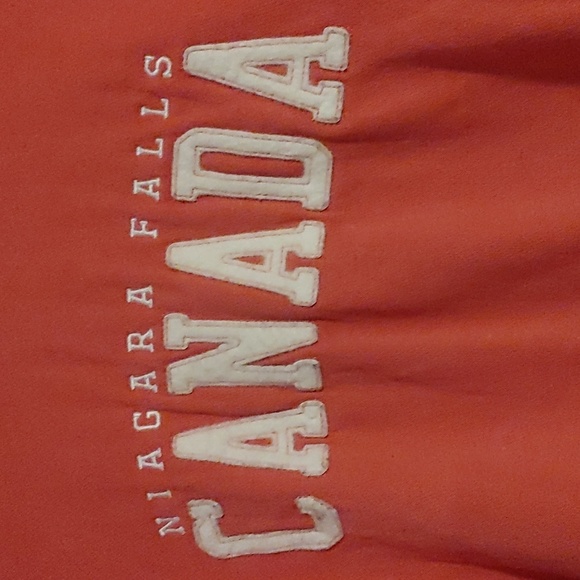 3/$50 Niagara Falls Canada Hoodie - Picture 2 of 4